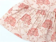 En Fant kjole peach whip flowers